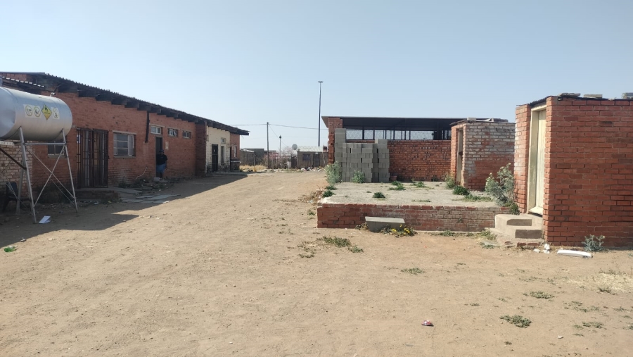 Commercial Property for Sale in Bochabella Free State
